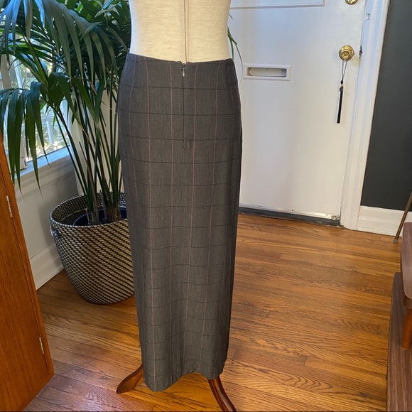 💸 3/$20 💸 Vintage Valerie Stevens Gray Long Skirt | 6P - Picture 4 of 7
